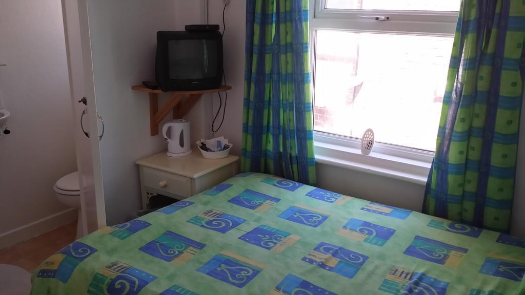 בלקפול Airedale Hotel חדר תמונה