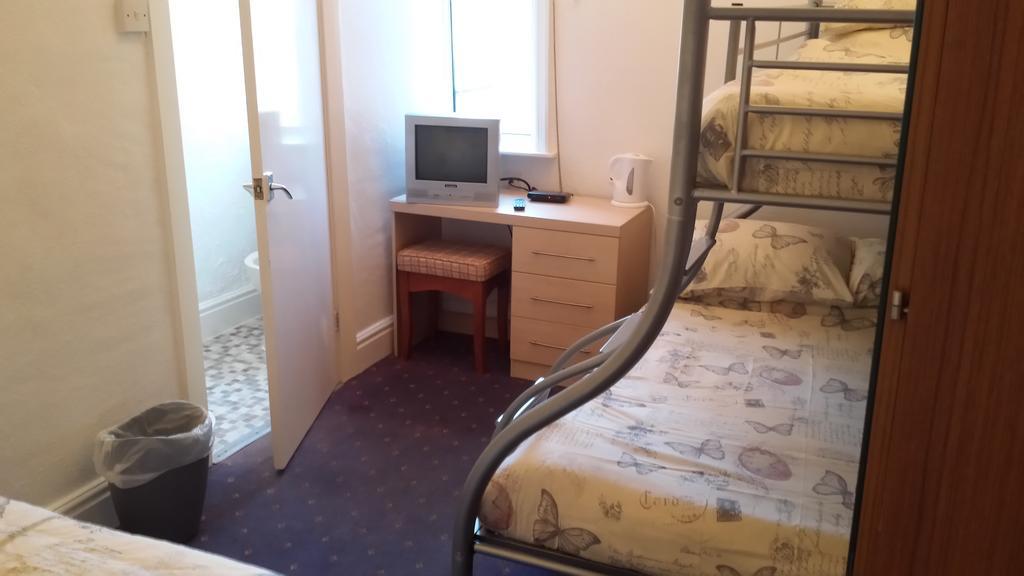 בלקפול Airedale Hotel חדר תמונה